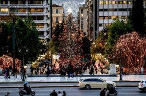 Εορταστικό ωράριο από τις 12 Δεκεμβρίου - Πώς θα λειτουργήσουν τα καταστήματα