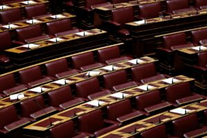 Mεταναστευτικό: Ψηφίζονται τα νέα μέτρα - Φυλακή για όσους δεν παίρνουν άσυλο, αντιδρά η αντιπολίτευση