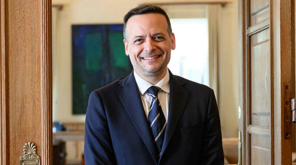 Χάρης Δούκας: Η Αλλαγή θα έρθει από τα κάτω – Εκλογή Δημάρχων και Περιφερειαρχών με 50%+1