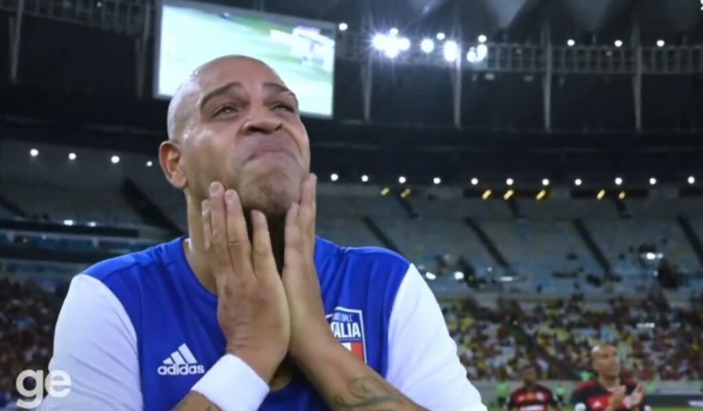 Αντριάνο: Έβαλε τα κλάματα όταν άκουσε ξανά τον πατέρα του που πέθανε το 2004