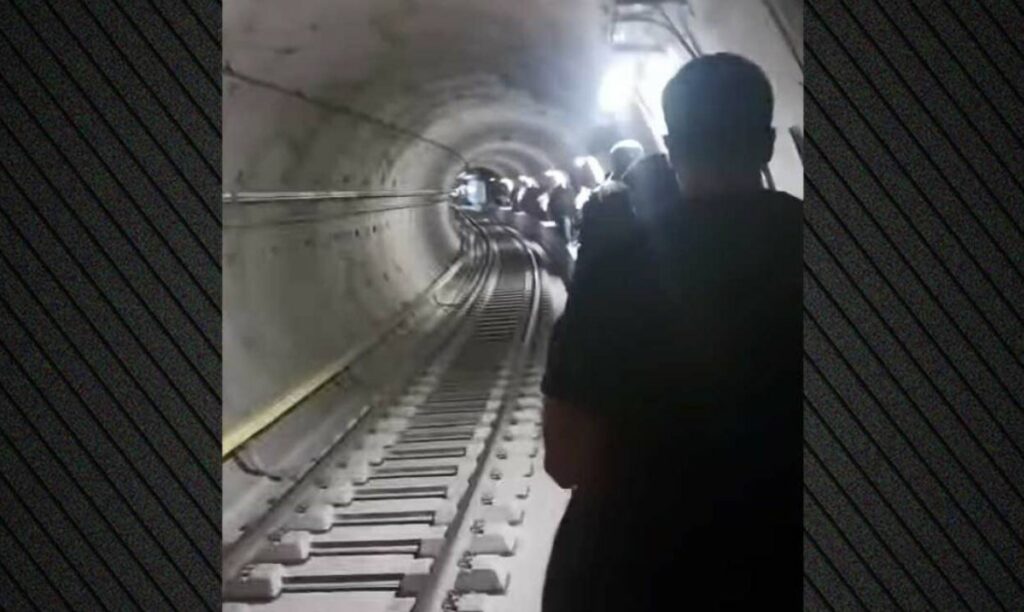 Θεσσαλονίκη: Επείγουσα εισαγγελική έρευνα για την ακινητοποίηση και εκκένωση συρμού του Μετρό