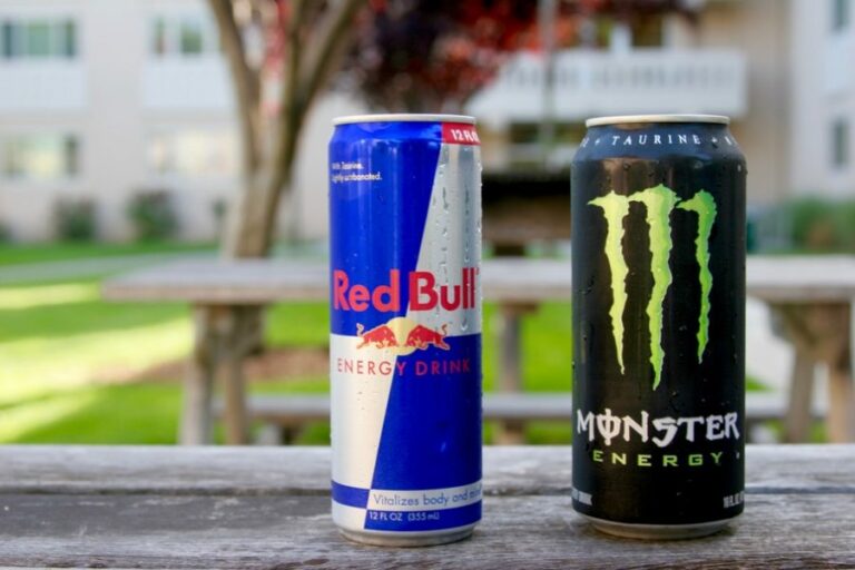 241227095533_Monster-vs-red-bull-900×600