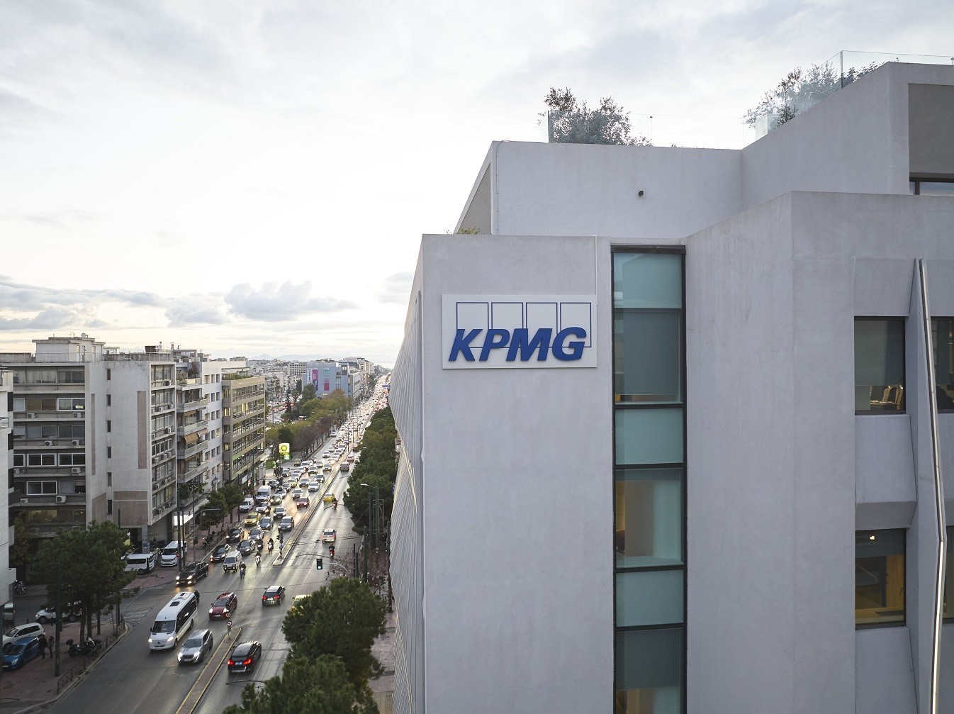 KPMG: Προβλέπει αύξηση παγκόσμιου ΑΕΠ στο 3,2%