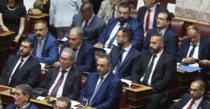 Σπαρτιάτες: Αναστολή της χρηματοδότησης εισηγείται η Επιτροπή Δεοντολογίας της Βουλής