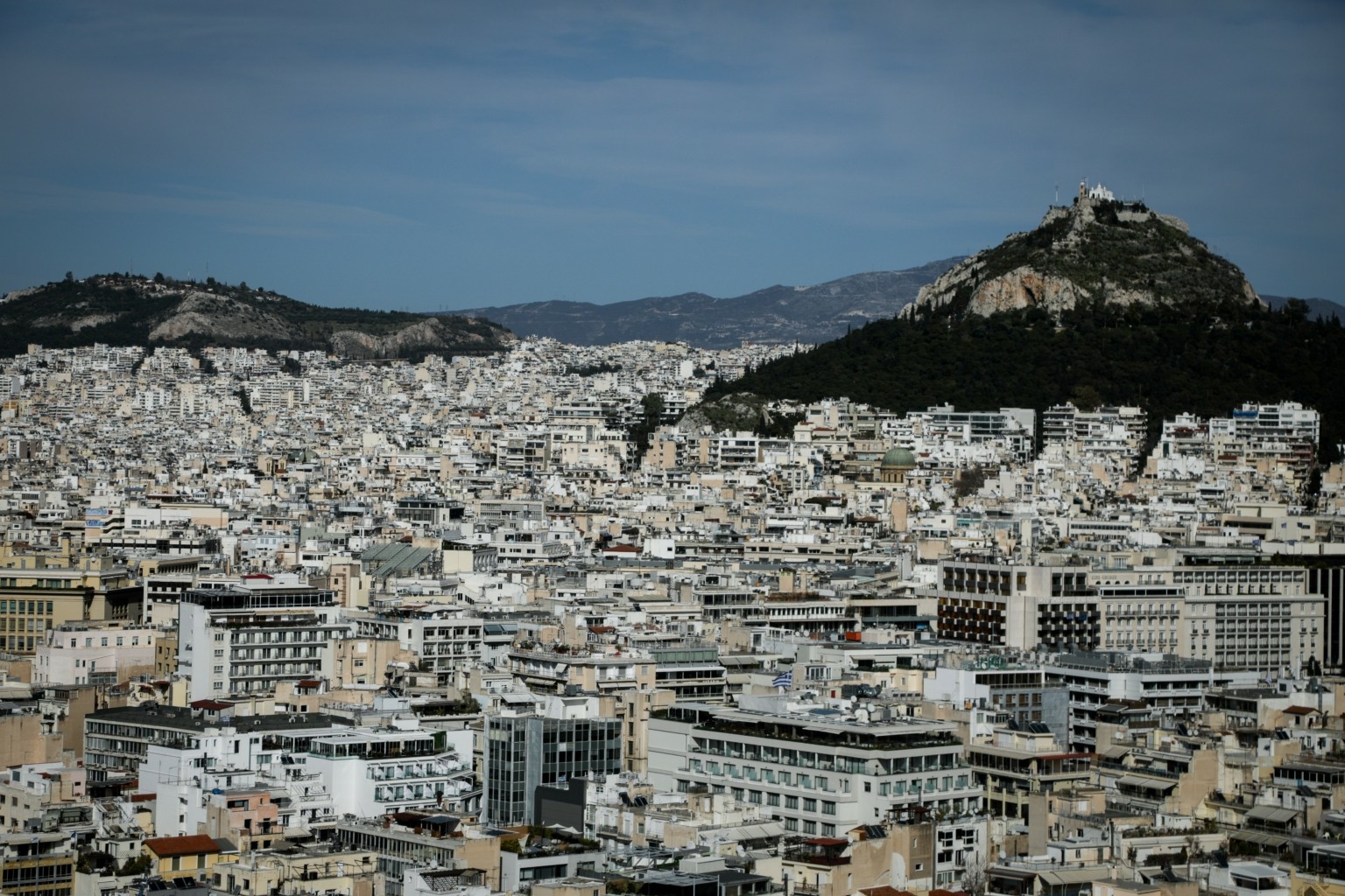 ΥΠΕΘΟ – ΑΑΔΕ: Ξεκινούν οι αιτήσεις μείωσης ΕΝΦΙΑ σε ασφαλισμένες κατοικίες φυσικών προσώπων