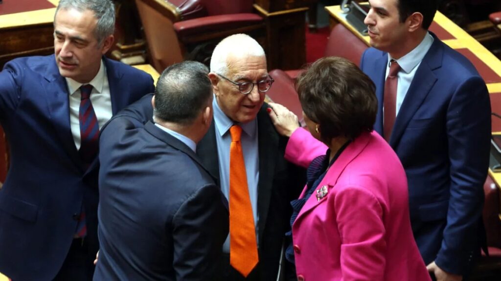 Νικήτας Κακλαμάνης: Εκλέχτηκε νέος πρόεδρος της Βουλής με 247 ψήφους