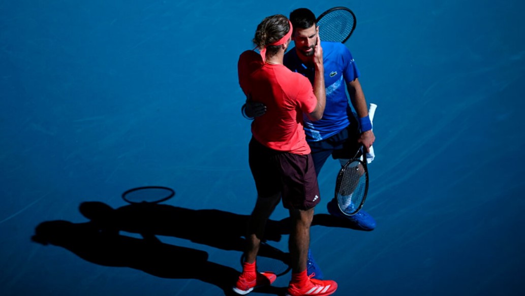 Australian Open: Εγκατέλειψε ο Τζόκοβιτς, στον τελικό ο Ζβέρεφ