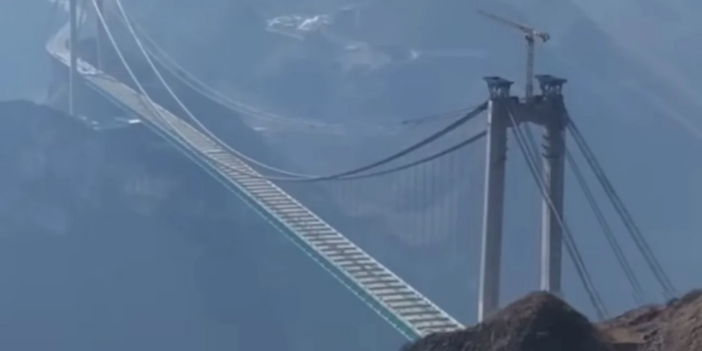 Το 2025 ανοίγει η υψηλότερη γέφυρα στον κόσμο