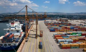 ΟΛΘ: Από €38,88 έως €44,08 η αξία των μετοχών, κάτω από τη η δημόσια πρόταση της LeonidsPort