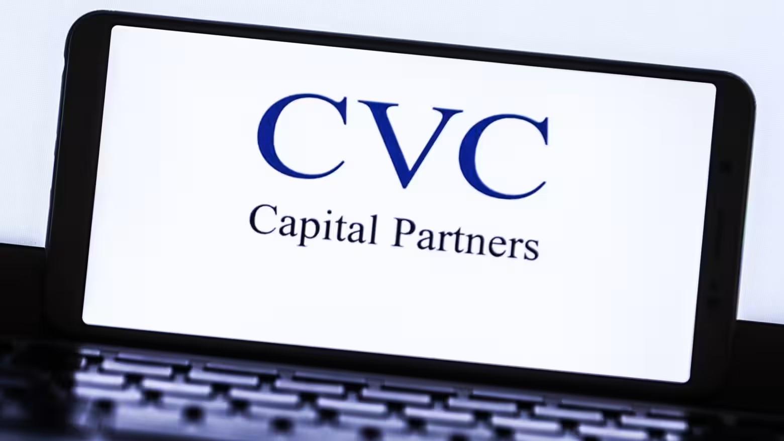 Οι επιτυχημένοι της CVC Capital Partners: Βγαίνουν με υπερκέρδη από Υγεία, Ασφάλειες, Τρόφιμα και μπαίνουν στην ΔΕΗ - Στόχος το 20% της Δημόσιας Επιχείρηση - Πληροφορίες ότι προσεγγίζουν ήδη το 15% μέσα από την αγορά - Φήμες ότι ζήτησαν ένα 5% από την κυβέρνηση!