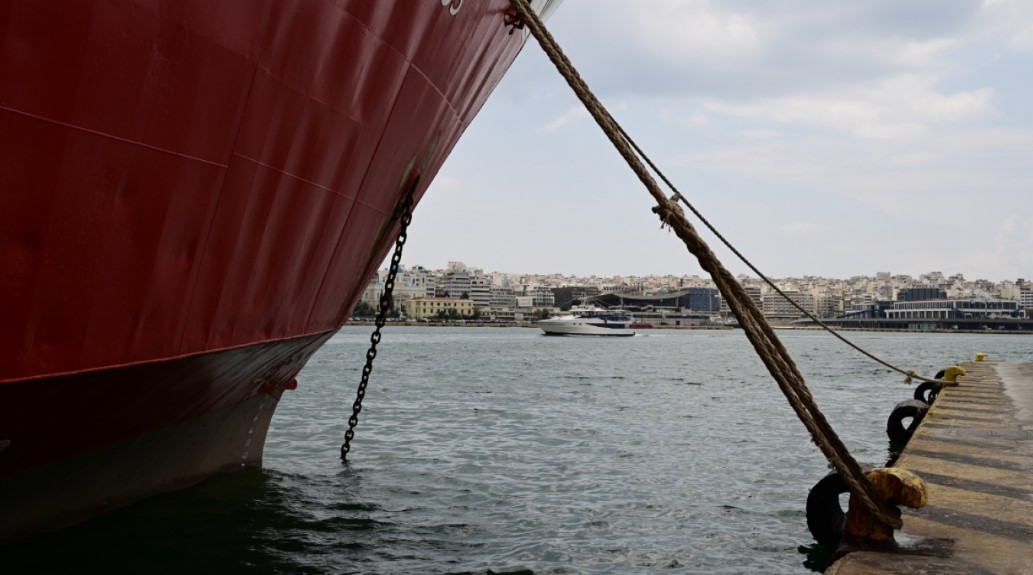 Aκυρώθηκαν τρία δρομολόγια από το λιμάνι του Πειραιά, λόγω δυσμενών καιρικών συνθηκών