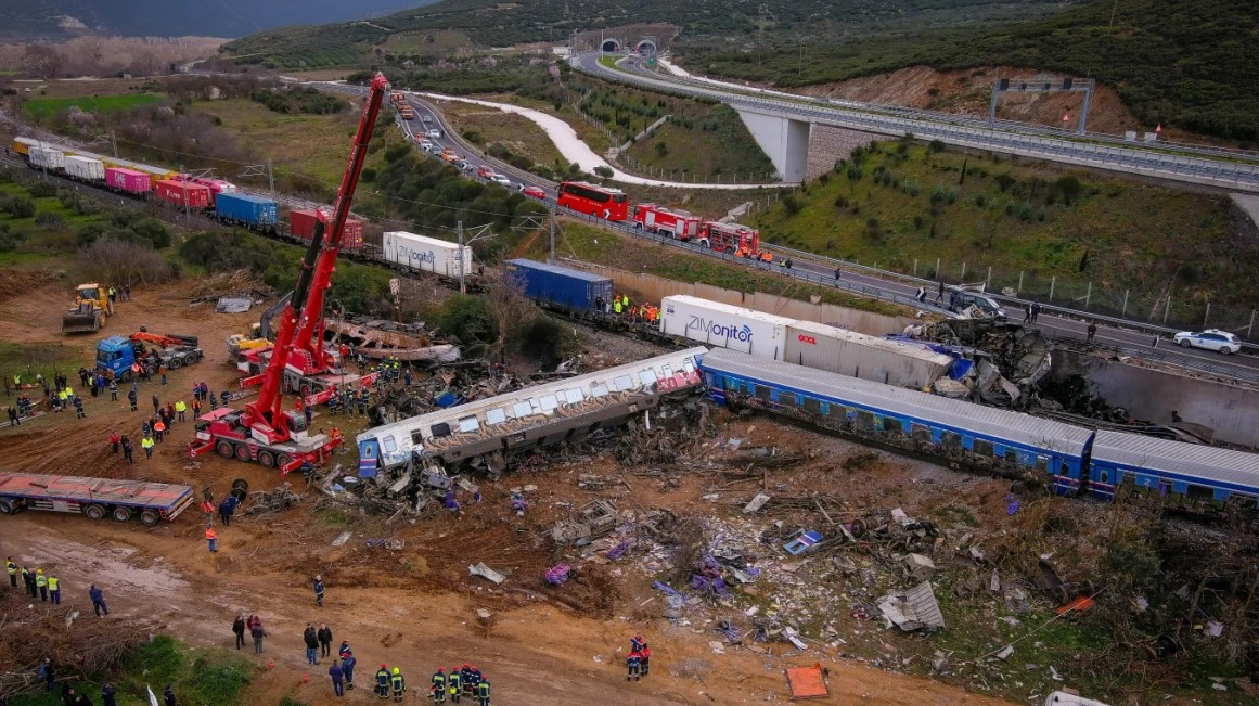 Τέμπη: Το πόρισμα για τις εκρήξεις - Πώς ερμηνεύει το Πανεπιστήμιο Γάνδης τις τεράστιες φλόγες μετά τη σύγκρουση