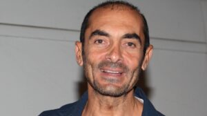 Αλέκος Συσσοβίτης: Είναι γνωστό σε όλους τους τομείς ότι άμα κοιμηθείς με κάποιους, θα τα πας καλύτερα