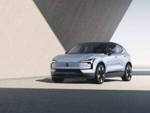 Volvo: Επιδότηση 5.000 ευρώ για τα αμιγώς ηλεκτρικά EX30, EX40 και EC40