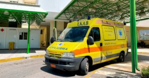 Νεκρή 84χρονη στο σπίτι της στο Παγκράτι - Συνελήφθη συγγενικό της πρόσωπο