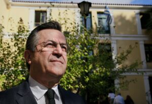 Νίκος Νικολόπουλος: Η Ελλάδα στο περιθώριο των εξελίξεων– Χωρίς στρατηγική, χωρίς διαύλους επικοινωνίας