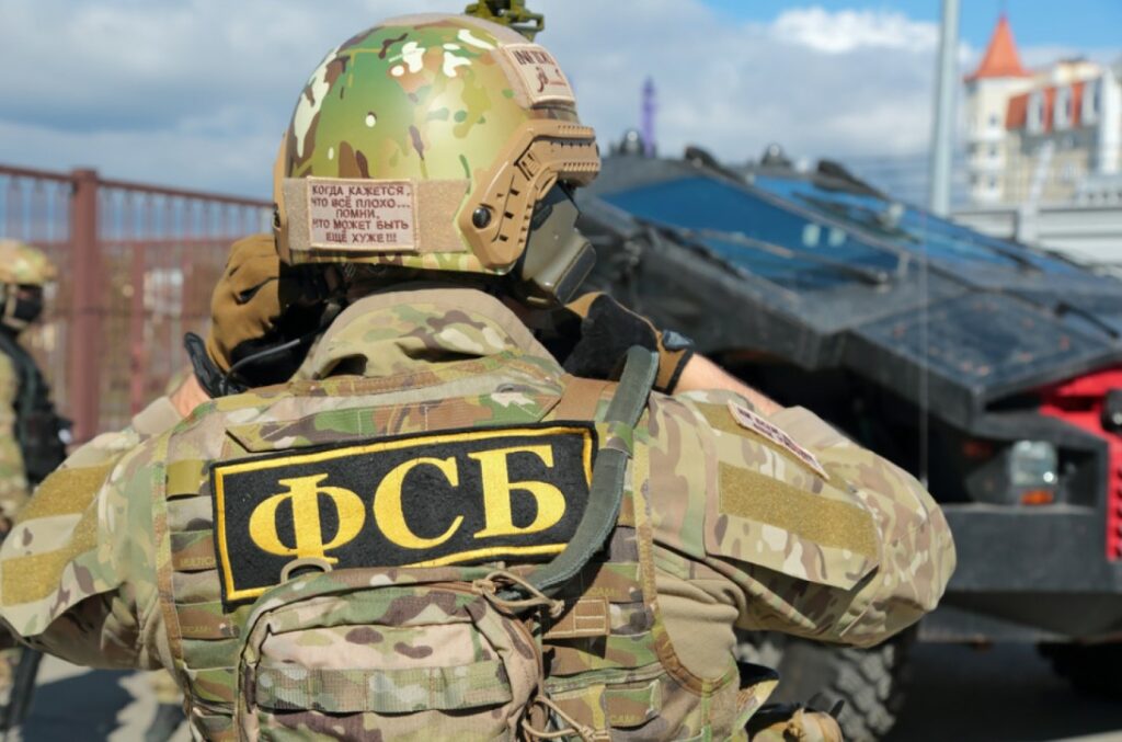 Ρωσία: Απέλασε δύο διπλωματικούς υπαλλήλους στην πρεσβεία της Βρετανίας που είναι ύποπτοι για κατασκοπεία