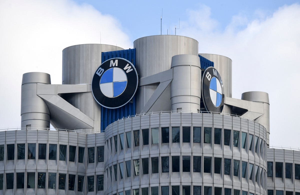 BMW: Βουτιά 37% στα καθαρά κέρδη - Προβλήματα σε Κίνα και ΗΠΑ