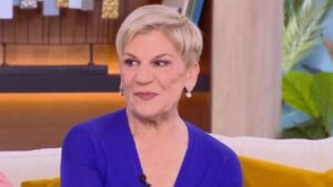 Χρύσα Ρώπα: Ξέρω γιατί ήμουν 7 χρόνια εκτός θεάτρου, αλλά δεν θέλω να μιλήσω γι' αυτό