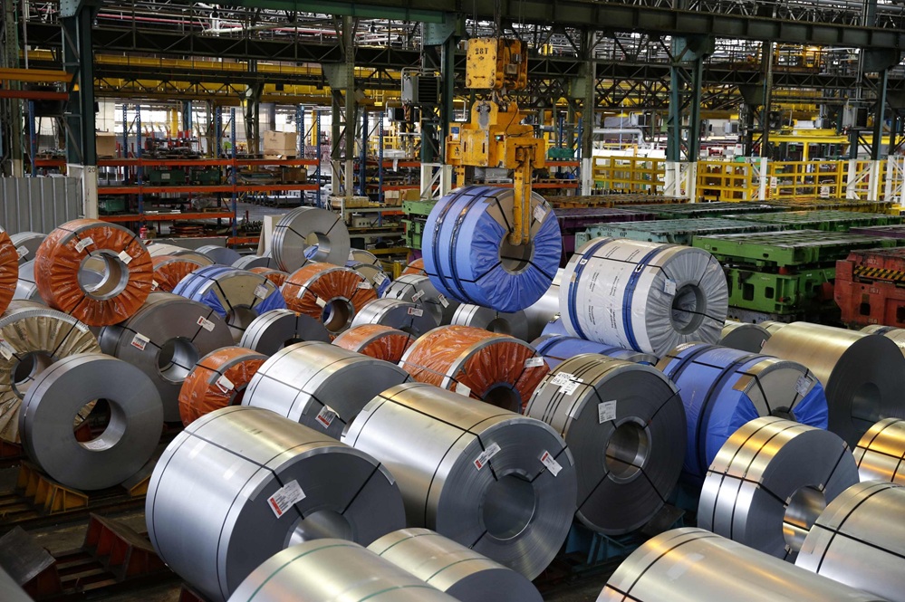 Η EE σχεδιάζει μείωση 15% στις εισαγωγές χάλυβα – Τι σημαίνει για την αγορά