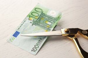 Εξωδικαστικός μηχανισμός: Ρύθμιση οφειλών προς δήμους σε έως 240 δόσεις