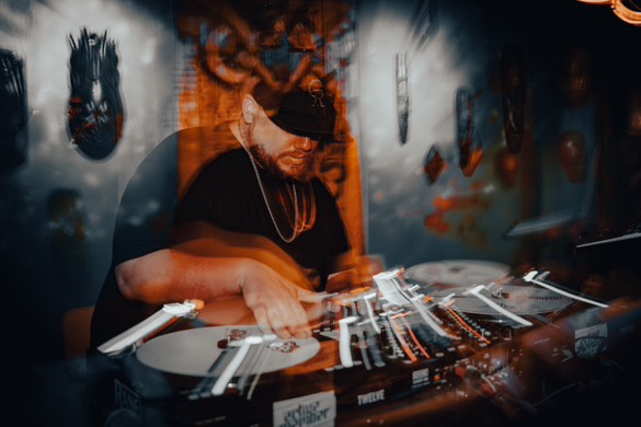 Hip Hop Heads DJ Sets στο L’Ovelha Negra: Η Golden Era του Hip Hop ζωντανεύει κάθε Τρίτη