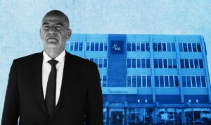 Στο περίπτερο του Υπουργείου Εθνικής Άμυνας στη ΔΕΘ 2025 έγινε παρέλαση από βουλευτές της Νέας Δημοκρατίας που έδωσαν τα διαπιστευτήρια τους στον Νίκο Δένδια