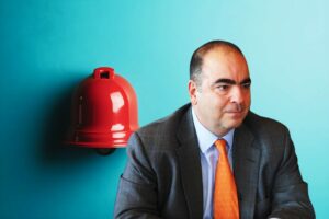ΧΑΣΟΣΚΟΠΟΣ: Για ποιον χτυπάει το καμπανάκι; Ρώτα την Κεφαλαιαγορά, Γιάννο…