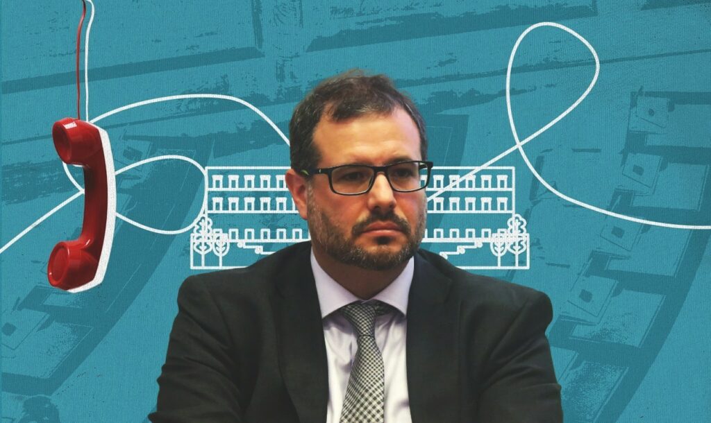 Τι σχέση έχει ο Νίκος Τσάφος με την ΕΥΠ; Ακούγεται από την Κατεχάκη ότι η τοποθέτησή συγκεκριμένου ατόμου στην υποδιεύθυνση έγινε κατόπιν υποδείξεως του υφυπουργού Ενέργειας, αλλά και του προέδρου του ΕΛΙΑΜΕΠ!