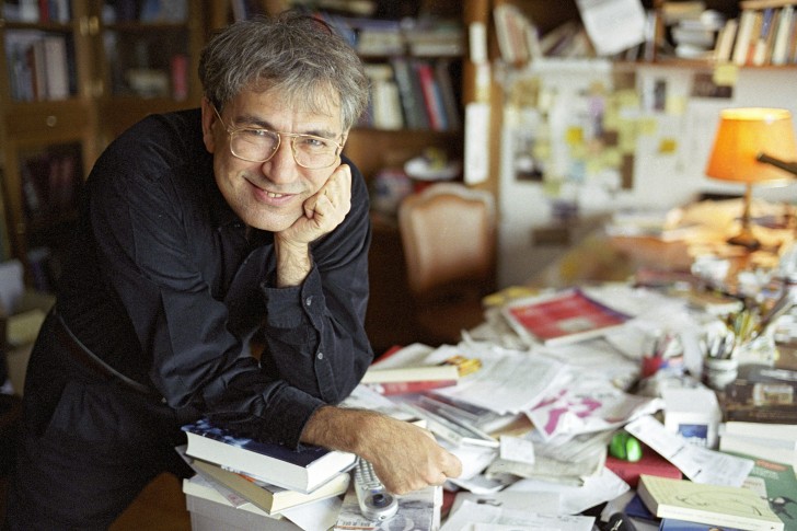 «Ο,τι έχει απομείνει από τη δημοκρατία στην Τουρκία καταρρέει» λέει ο νομπελίστας Ορχάν Παμούκ