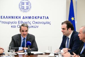 Φορο-επανάσταση 3 δισ. ευρώ δρομολογεί η κυβέρνηση: Έρχεται το τέλος της υπερφορολόγησης για τη μεσαία τάξη