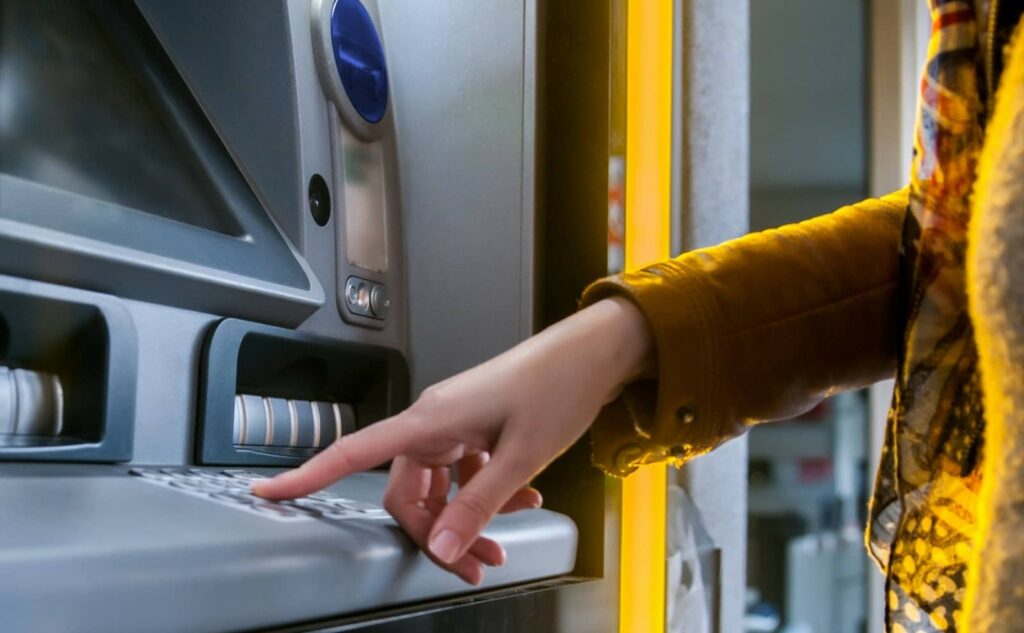 Τράπεζες κλειστές για 4 ημέρες – Τι σημαίνει για μισθοδοσίες και συναλλαγές