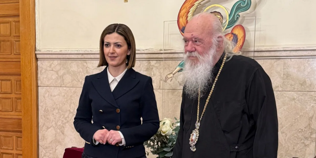 Με τον Αρχιεπίσκοπο Αθηνών συναντήθηκε η αναπληρώτρια υπουργός Υγείας