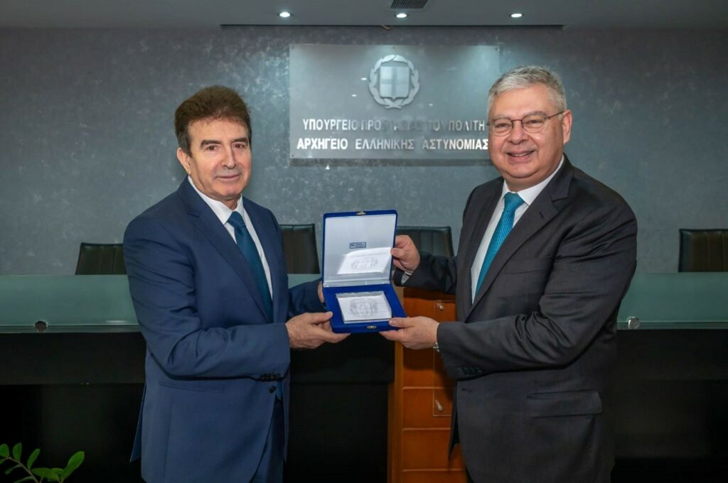 ΕΛ.ΑΣ: Νέα προσφορά οχημάτων από την HELLENiQ ENERGY για το Θριάσιο Πεδίο και τη Δυτική Θεσσαλονίκη