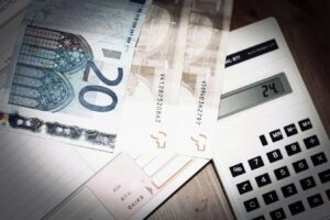 ΑΑΔΕ: Τι αλλάζει στις δηλώσεις ΦΠΑ για τις νεοσύστατες επιχειρήσεις