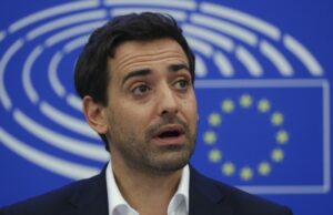 Σεζουρνέ για δασμούς Τραμπ: «Η ευρωπαϊκή απάντηση πρέπει να είναι αναλογική»