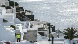 Σαντορίνη: Σεισμική δραστηριότητα και εδαφική παραμόρφωση δείχνουν τα πρώτα ευρήματα του ΑΠΘ