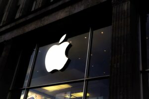 Apple: Απώλειες 638 δισ. δολαρίων μέσα σε τρεις ημέρες – Ιστορική πτώση