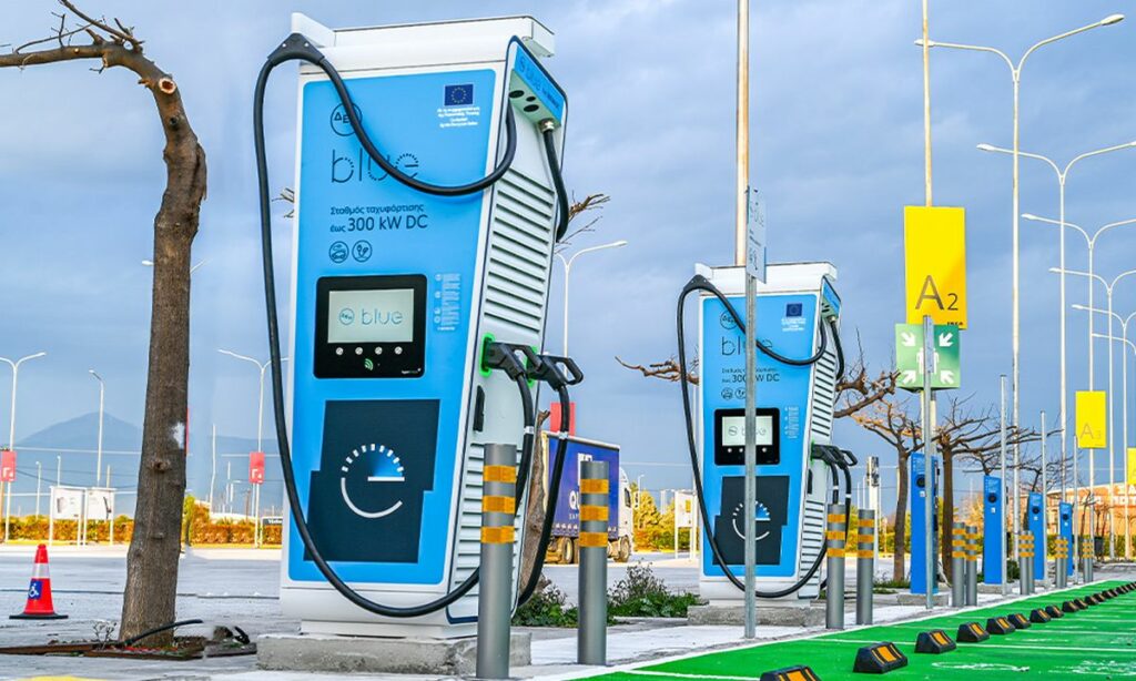 ΔΕΗ blue: Στην Πάτρα το πιο ισχυρό Hub φόρτισης της Ελλάδας με συνολική ισχύ 1,2 MW