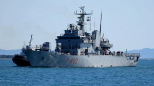 Στην Αλβανία μεταφέρει 40 παράνομους μετανάστες το ιταλικό Πολεμικό Ναυτικό