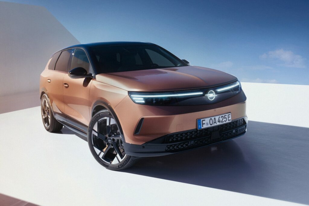 Opel Grandland Electric και Astra Electric: Από τη Γερμανία με αγάπη