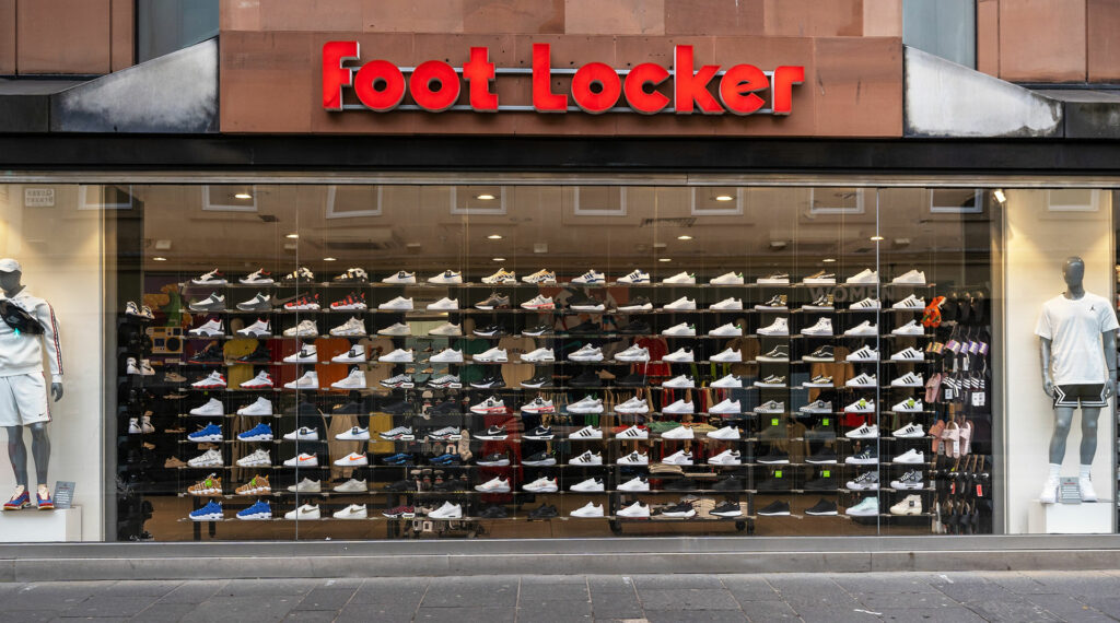 Στην Fourlis τα καταστήματα Foot Locker σε Ελλάδα - Ρουμανία