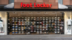 Στην Fourlis τα καταστήματα Foot Locker σε Ελλάδα - Ρουμανία
