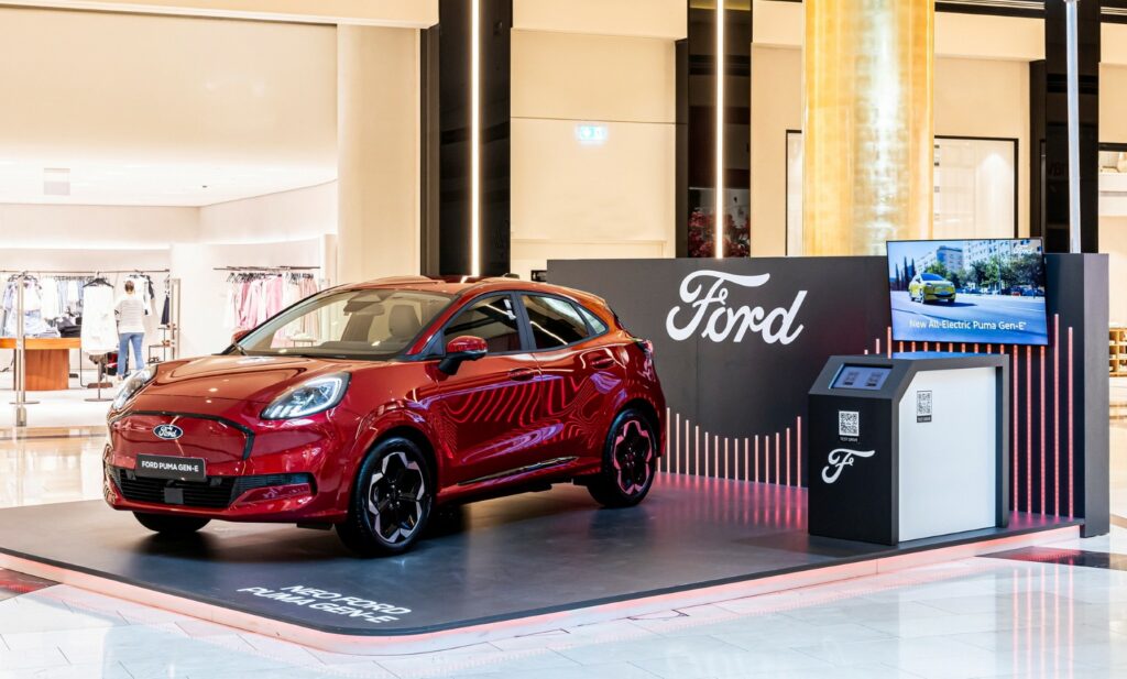 Το νέο Ford Puma Gen-E βάζει στην... πρίζα το Golden Hall