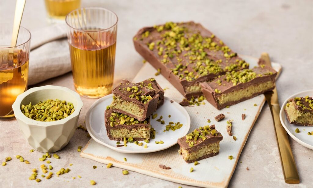 FT: Η viral Dubai chocolate πυροδότησε παγκόσμια έλλειψη φιστικιών και ράλι τιμών