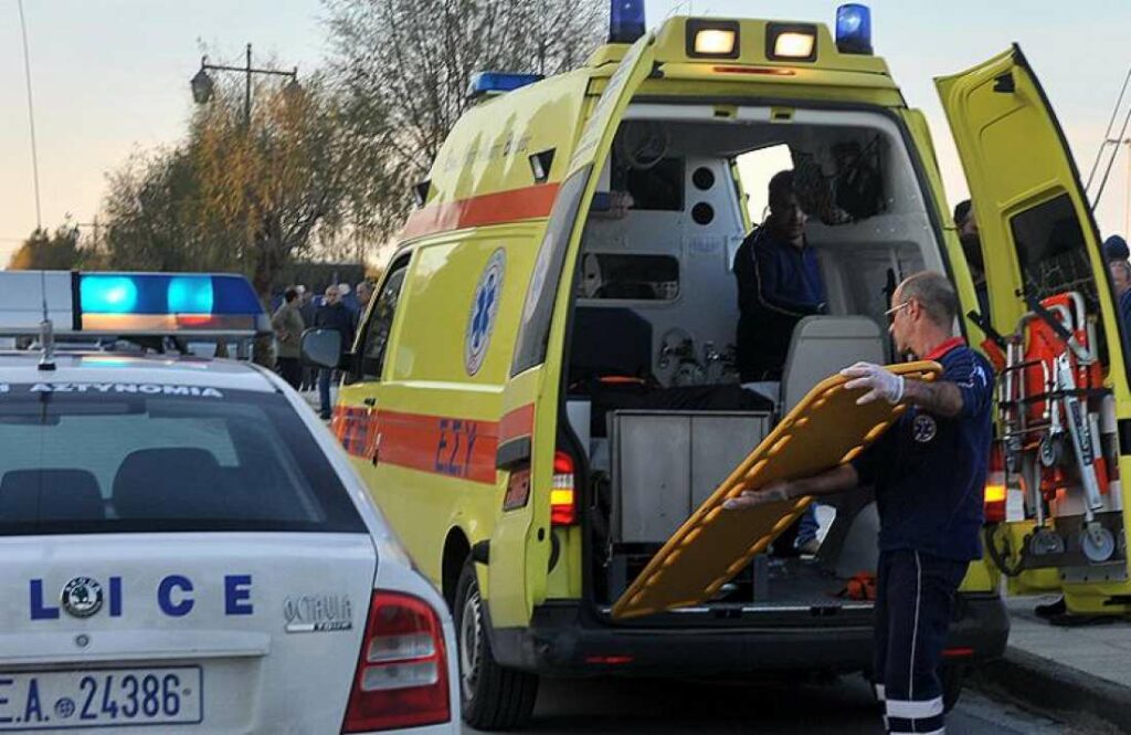 Εύβοια: Αυτοκίνητο ξέφυγε της πορείας του και έπεσε σε ποτάμι - Δύο τραυματίες