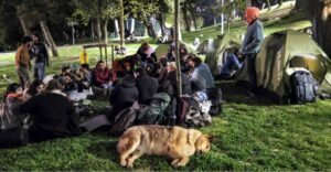 Αγωνία στην Κωνσταντινούπολη - Φόβοι για ακόμη μεγαλύτερο σεισμό μετά τα 6,2 Ρίχτερ