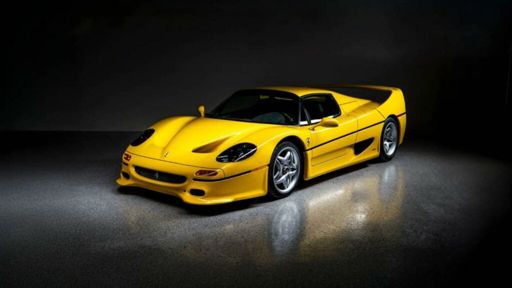 Η Ferrari F50 του Ralph Lauren βγαίνει στο σφυρί – Μπορεί να φτάσει τα $6,5 εκατ.!