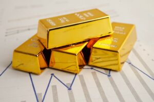 Αναλυτές προβλέπουν την πορεία της τιμής του χρυσού – Που μπορεί να φτάσει