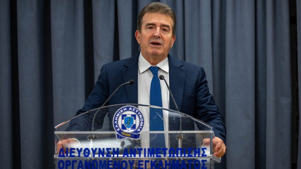 Μ. Χρυσοχοΐδης για Εξάρχεια: Η απαγόρευση εκδηλώσεων ισχύει μόνο για την παράνομη κατάληψη του «Εξωστρεφή»